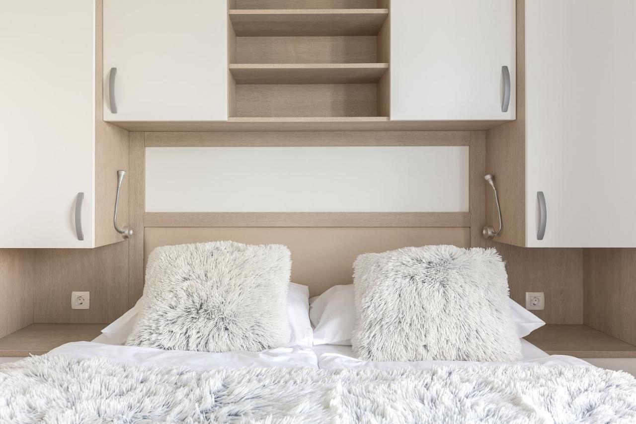 Apartment Floating Sea House Gong